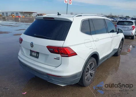 2018 Volkswagen Tiguan 2.0T Se/2.0T Sel z USA, uszkodzony, nr VIN 3VV2B7AX4JM044753